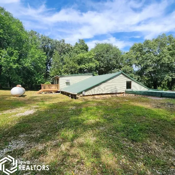 4038 Phelps DR, Brooklyn, IA 52211