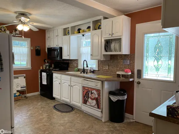 1214 N Poplar ST, Creston, IA 50801