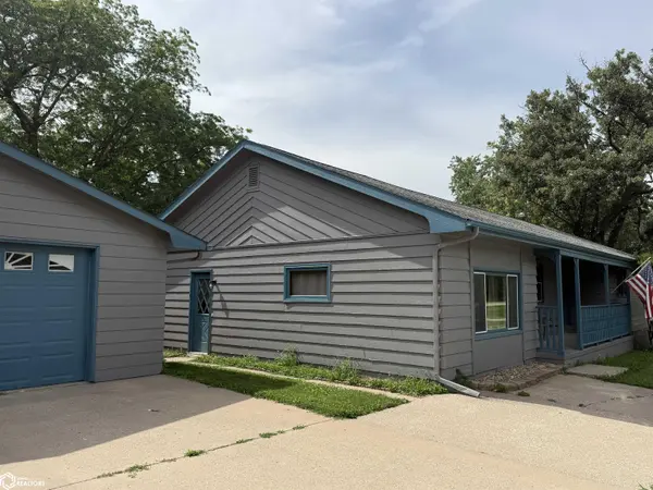 620 N Maple ST, Creston, IA 50801