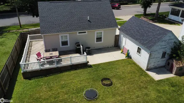 206 N 9th ST, Clear Lake, IA 50428