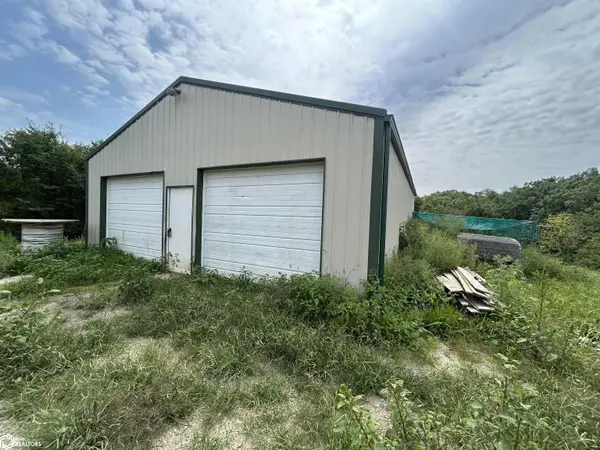 1880 265Th AVE, Fort Madison, IA 52627