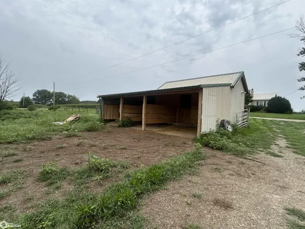 1880 265Th AVE, Fort Madison, IA 52627