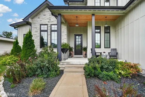 3717 Autumn Sage CIR, Norwalk, IA 50211