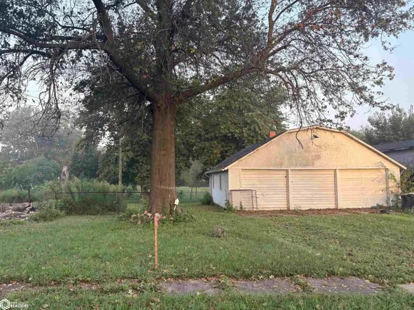 103 Forrest, Cincinnati, IA 52549
