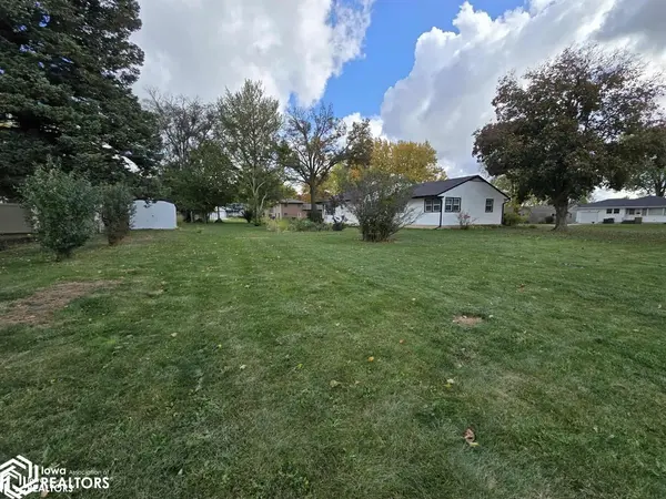 1003 SW 1St ST, Eagle Grove, IA 50533