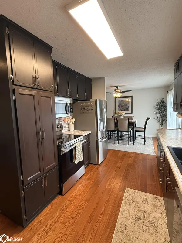 1702 E Elm ST, Algona, IA 50511