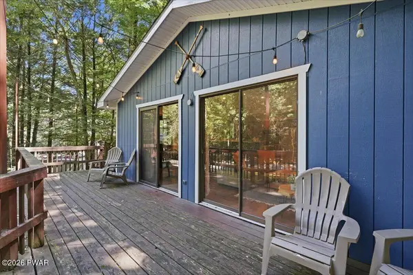 1008 Goose Pond RD, Lake Ariel, PA 18436
