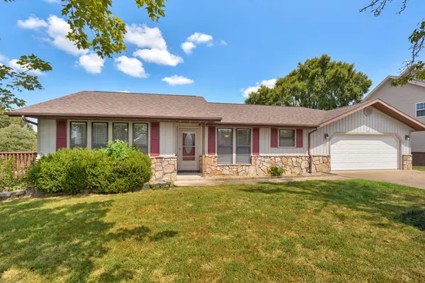 50 Irish Hills BLVD, Kimberling City, MO 65686