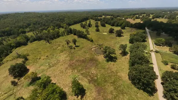 000 Bamber ST, Mammoth Spring, AR 72554