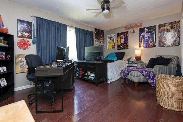 2116 S Linden AVE, Springfield, MO 65804