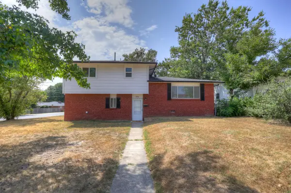 2530 New Hampshire AVE, Joplin, MO 64804