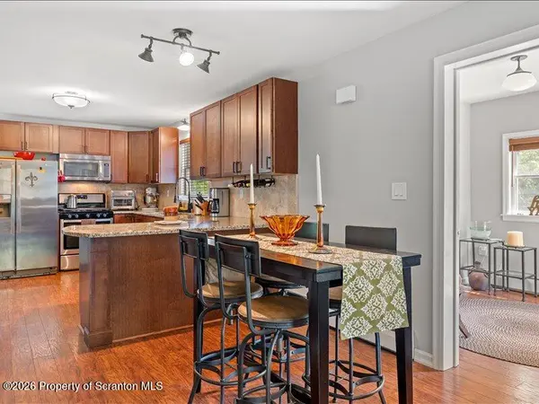 480 Barney Hollow RD, Nicholson, PA 18446
