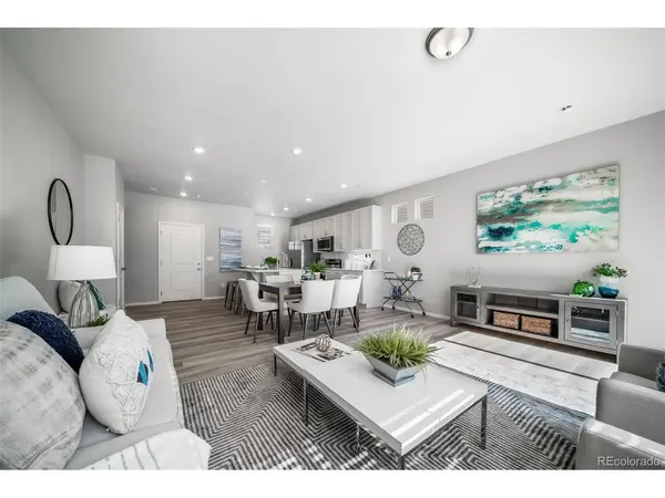 10052 Salem, Commerce City, CO 80022