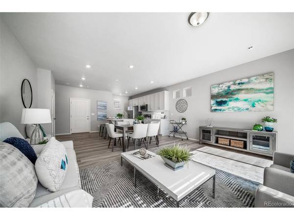 10052 Salem, Commerce City, CO 80022