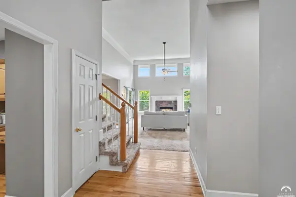 912 Summerfield CT, Lawrence, KS 66049
