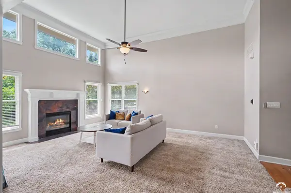912 Summerfield CT, Lawrence, KS 66049