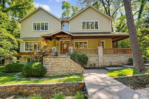 1006 Avalon RD, Lawrence, KS 66044