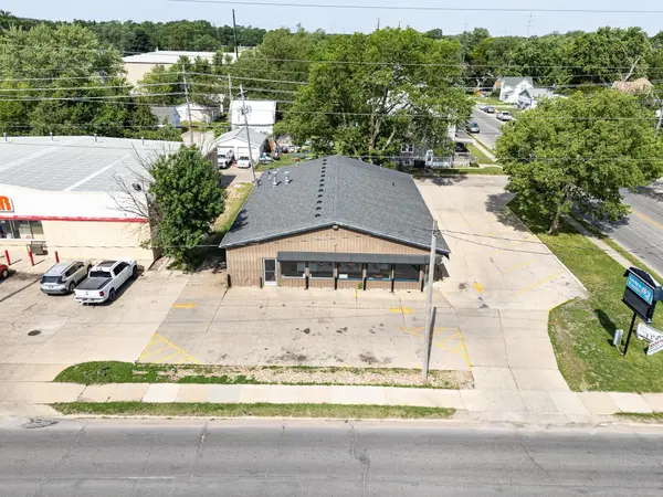 623 Broadway ST, Waterloo, IA 50703