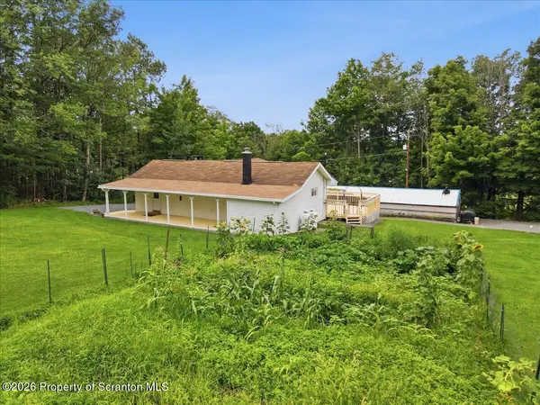 2021 Reservoir RD, Madison Twp, PA 18444