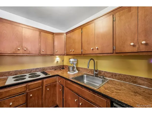 1121 Albion #307, Denver, CO 80220