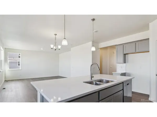 43042 Castle Stuart, Elizabeth, CO 80107