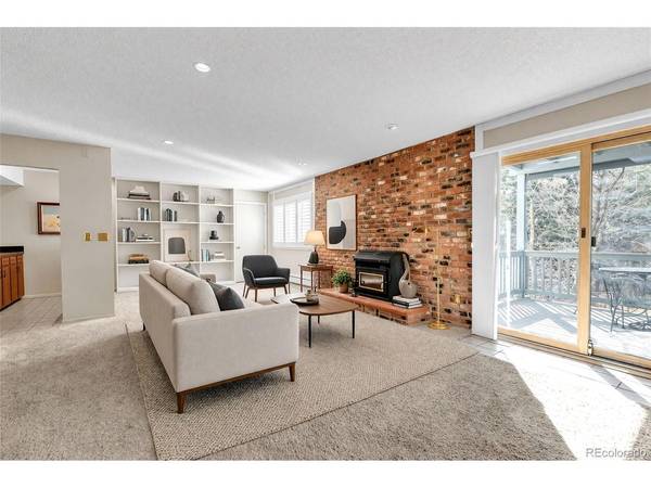 7116 Fox, Larkspur, CO 80118