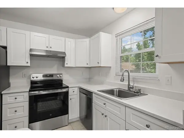 10910 W Florida #523, Lakewood, CO 80232