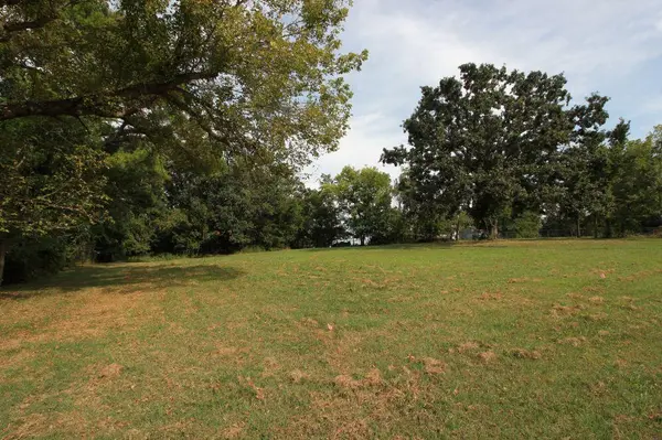 Lot 2a 9th ST, Ozark, MO 65721