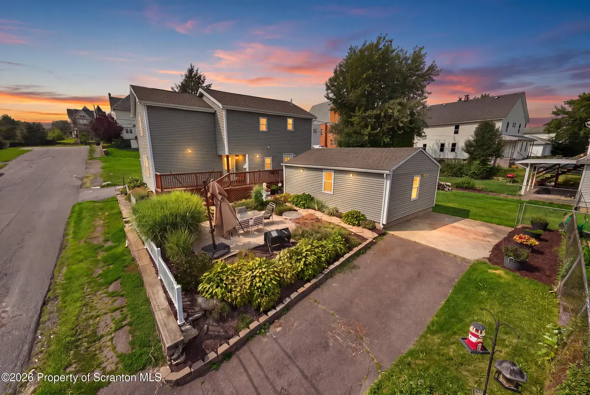 1012 Oxford ST, Scranton, PA 18504
