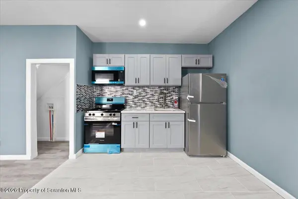 215 Saint Frances Cabrini AVE, Scranton, PA 18504