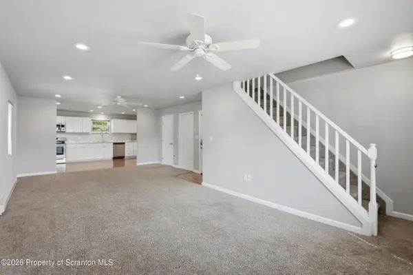 1012 Oxford ST, Scranton, PA 18504
