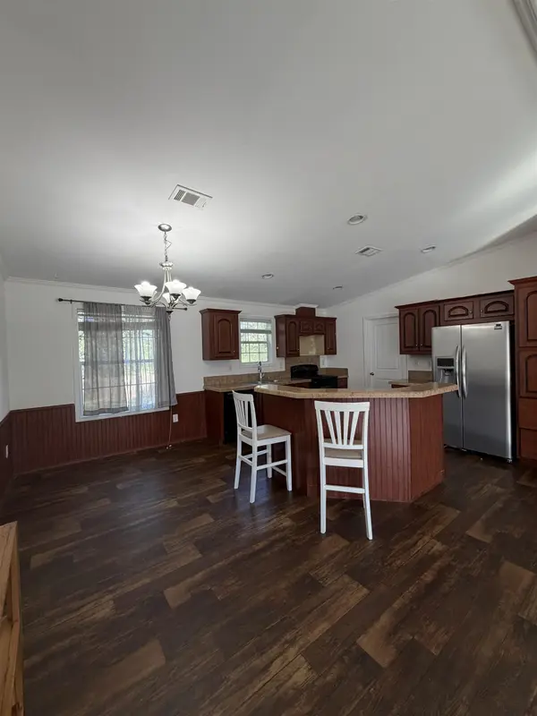 311 E castleshoals DR, Granite Shoals, TX 78654