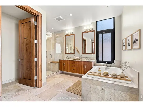 1077 Canyon #211, Boulder, CO 80302