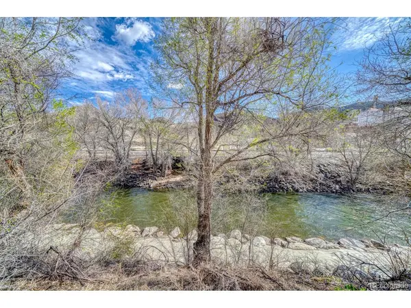 402 E Sackett #G, Salida, CO 81201