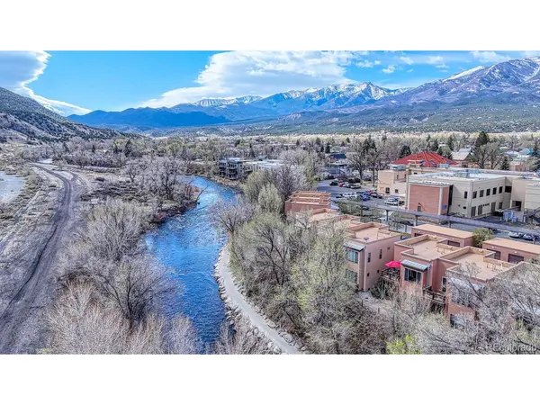402 E Sackett #G, Salida, CO 81201