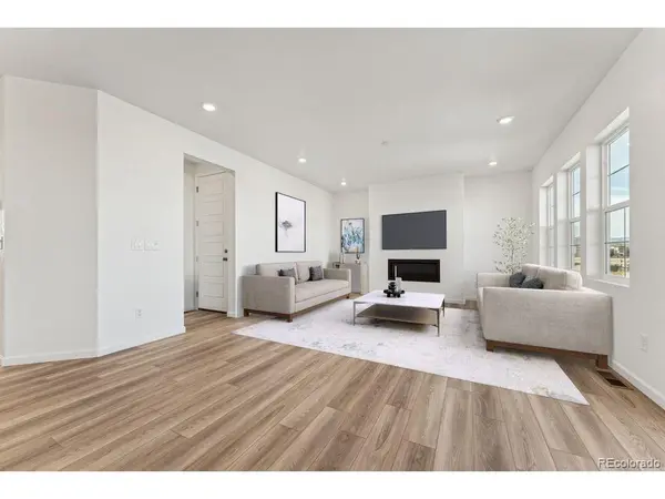 8732 Whiteclover, Littleton, CO 80125