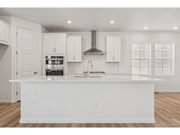 8732 Whiteclover, Littleton, CO 80125