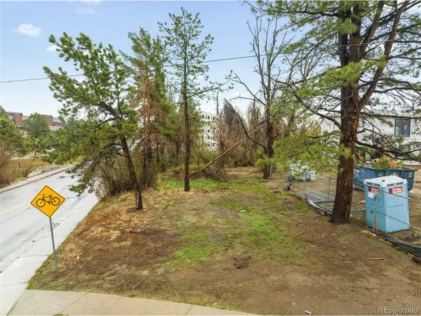 390 W Lehow, Littleton, CO 80120