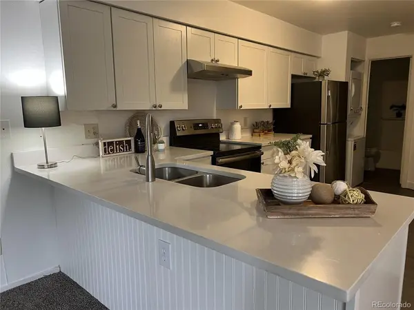 922 S Dearborn #5, Aurora, CO 80012