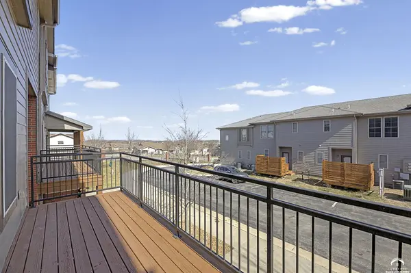 5245 Overland DR, Lawrence, KS 66409