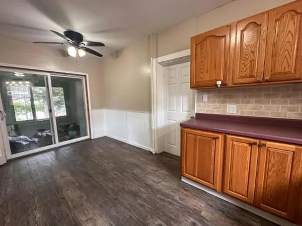 604 Day ST, Decorah, IA 52101
