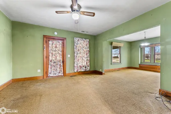 1549 S Iowa AVE, Washington, IA 52353