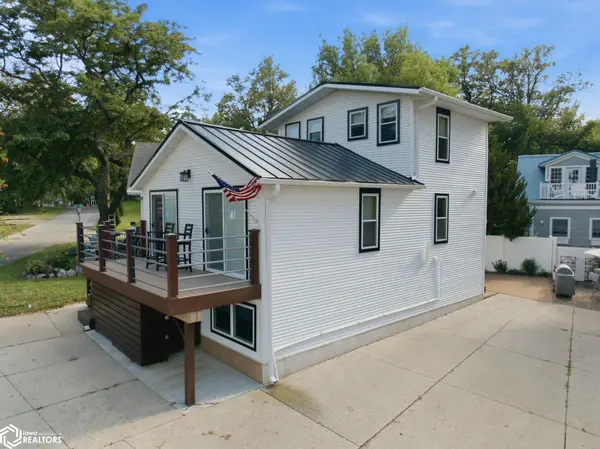 15381 1st ST, Clear Lake, IA 50428