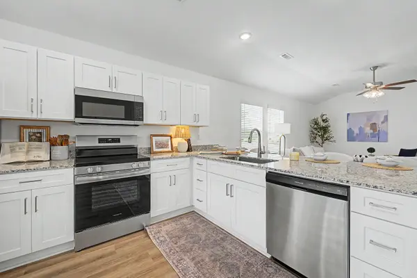 111 Alex Jordan DR, Duenweg, MO 64841