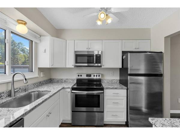 488 E Highline, Centennial, CO 80122