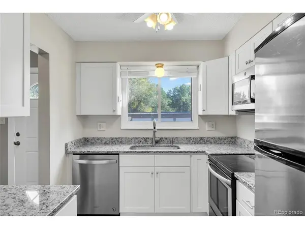 488 E Highline, Centennial, CO 80122