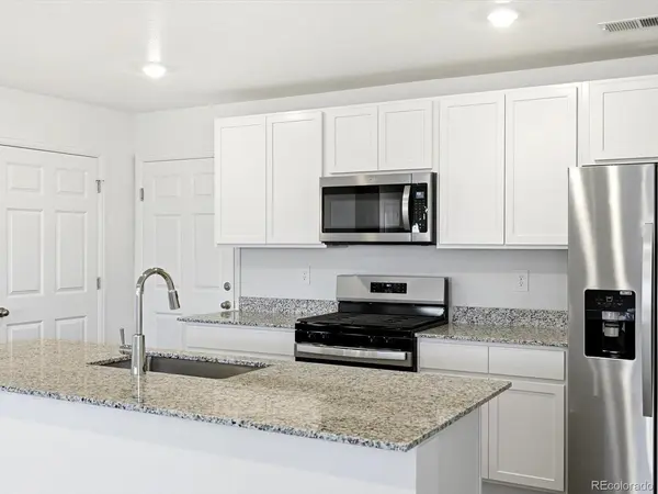 21247 E 65th, Aurora, CO 80019