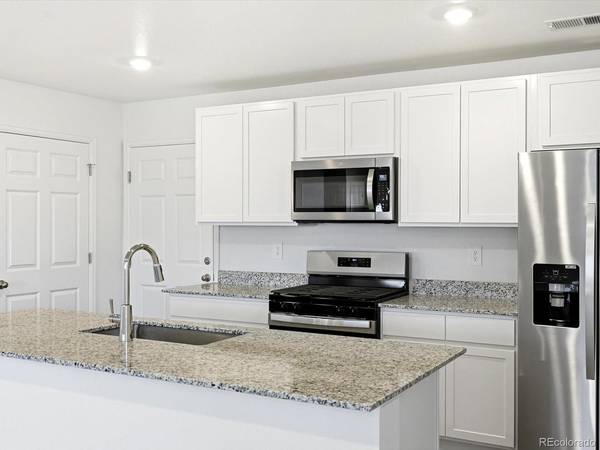 21247 E 65th, Aurora, CO 80019