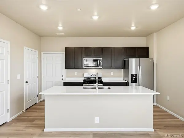 1596 Riverplace #1, Windsor, CO 80550