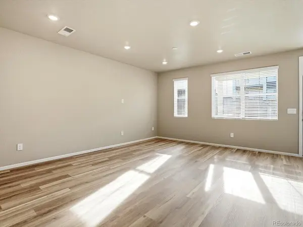 1596 Riverplace #4, Windsor, CO 80550